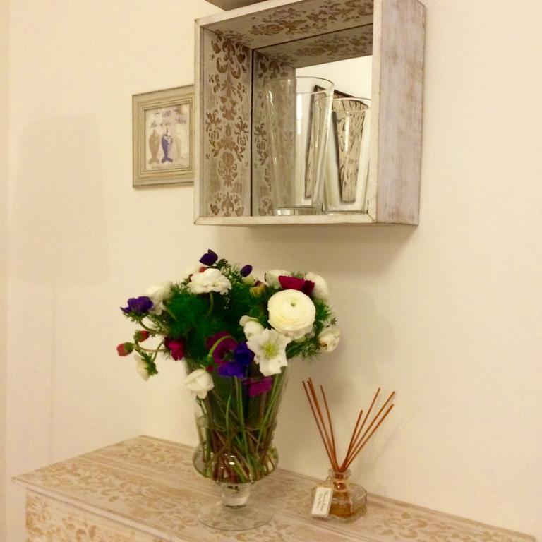 Studio Chateau - Vieux ニース 部屋 写真
